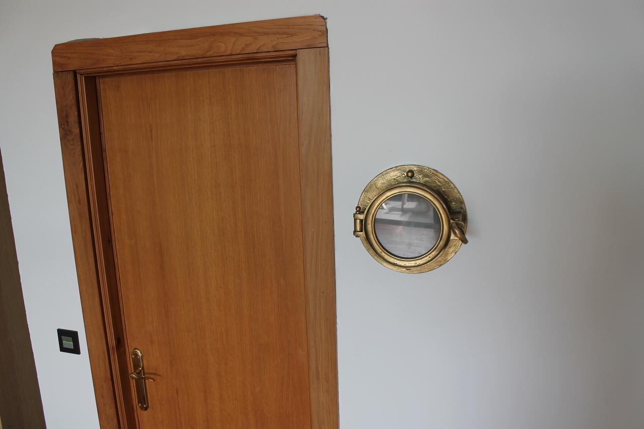 Apartamentos Turisticos Vistademar Luarca Dış mekan fotoğraf