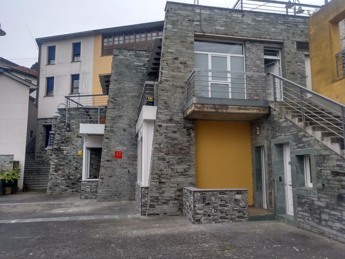 Apartamentos Turisticos Vistademar Luarca Dış mekan fotoğraf
